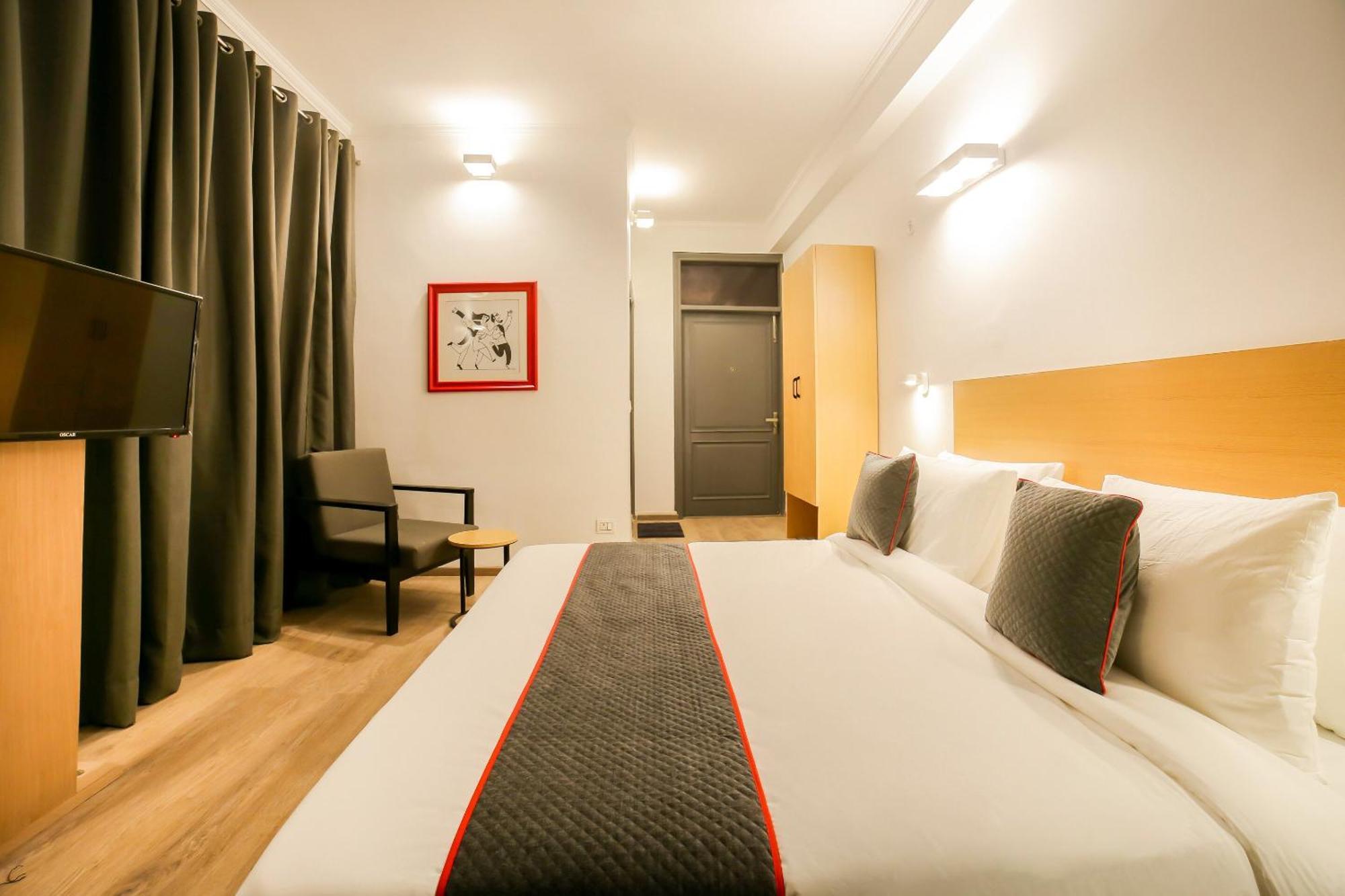 Hotel Golden Prime King Yeni Delhi Dış mekan fotoğraf